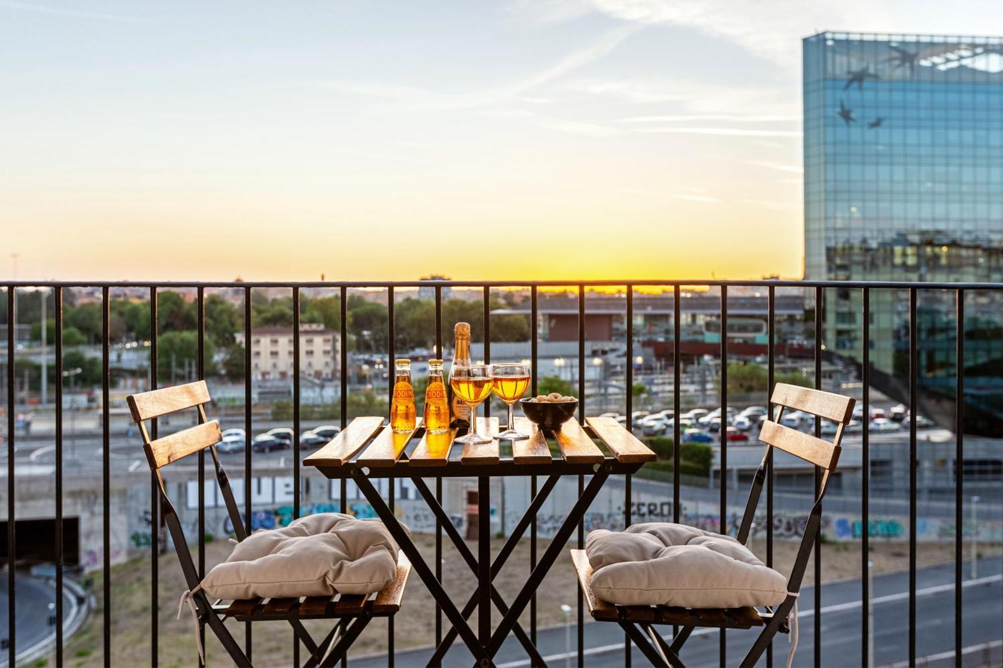 Stylish & Cozy - 5 Star Location- Balcony - City View ローマ エクステリア 写真