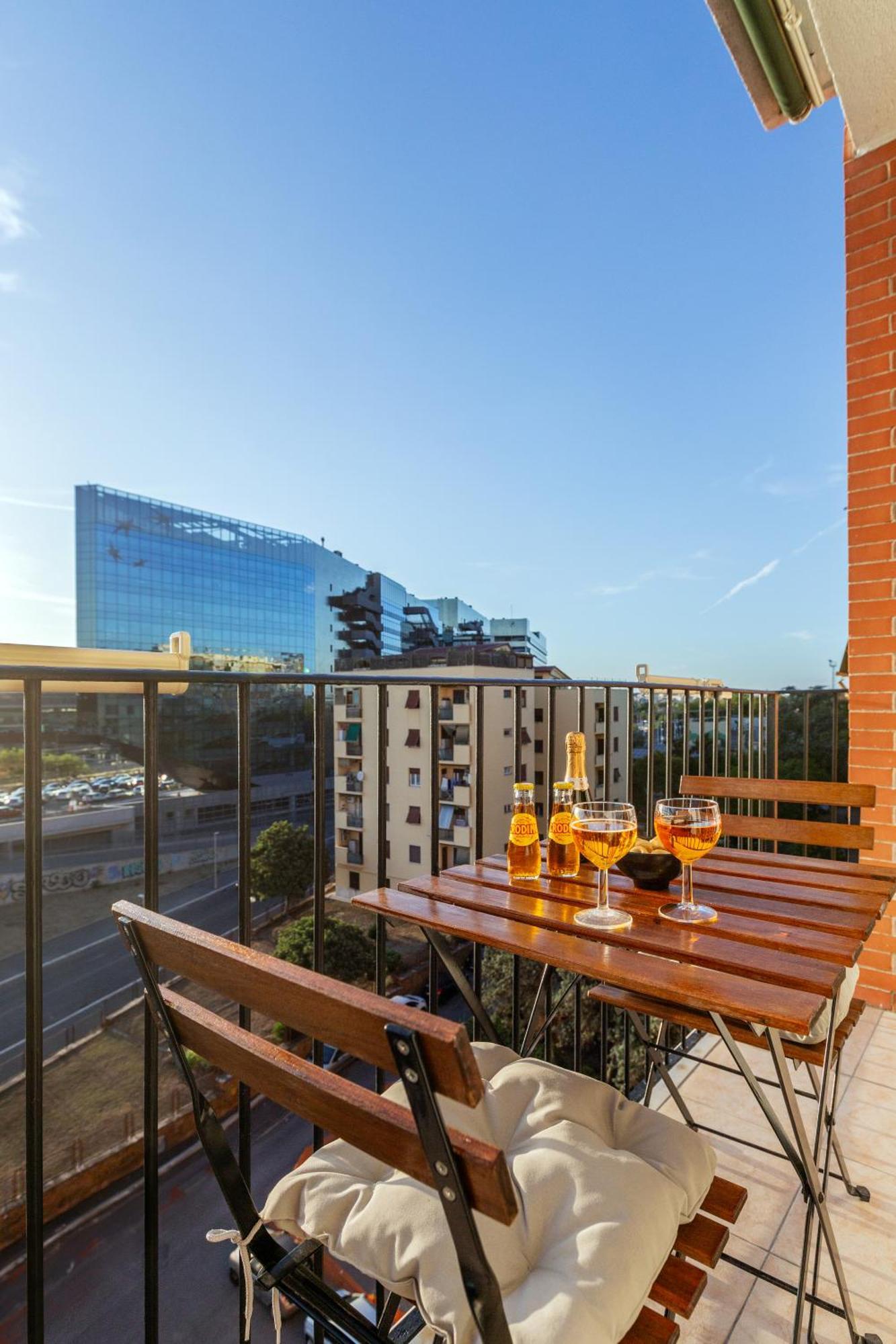 Stylish & Cozy - 5 Star Location- Balcony - City View ローマ エクステリア 写真